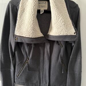 Billabong Charcoal Jacket with Ivory Sherpa Collar
